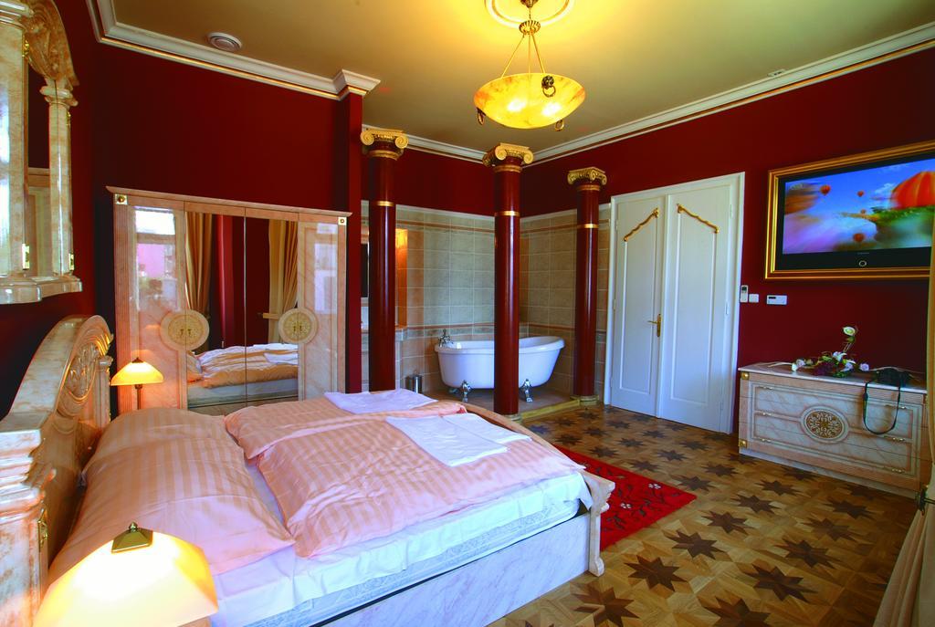 Hotel Bow Garden 3*