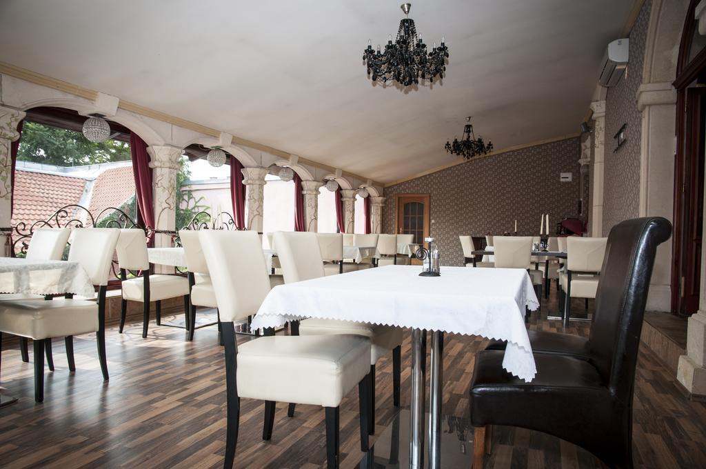 Hotel Bow Garden 3*